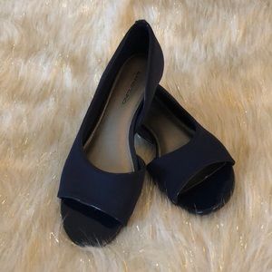 Bandolino navy blue open toe wedge heel